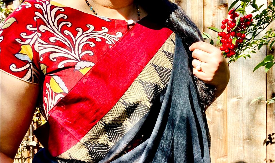 Narayanpet Handloom Saree - Black w/ Red