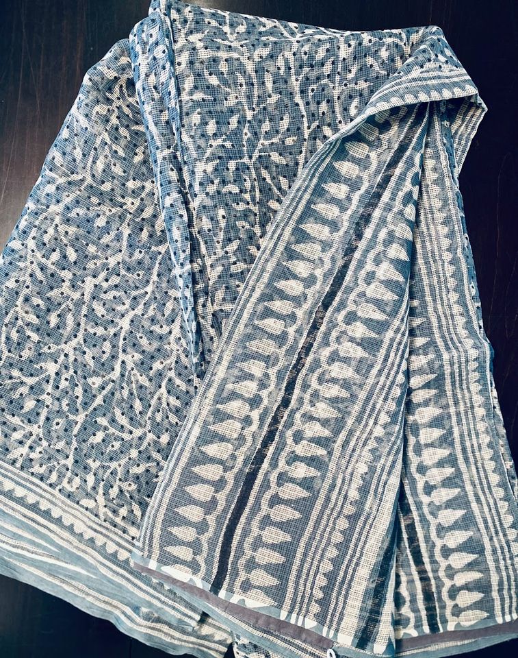 Kota Doria Saree w/ Bagru Hand block Print-Gray