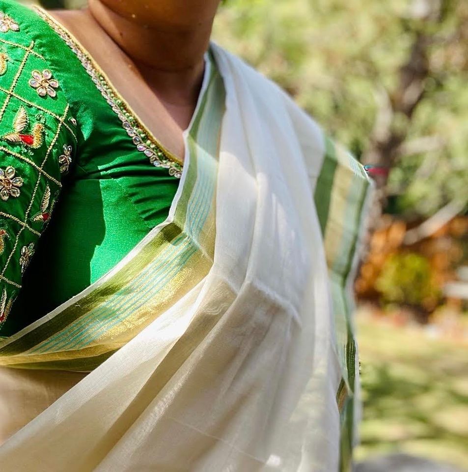 Kasavu Handloom Saree - Off White w/Green