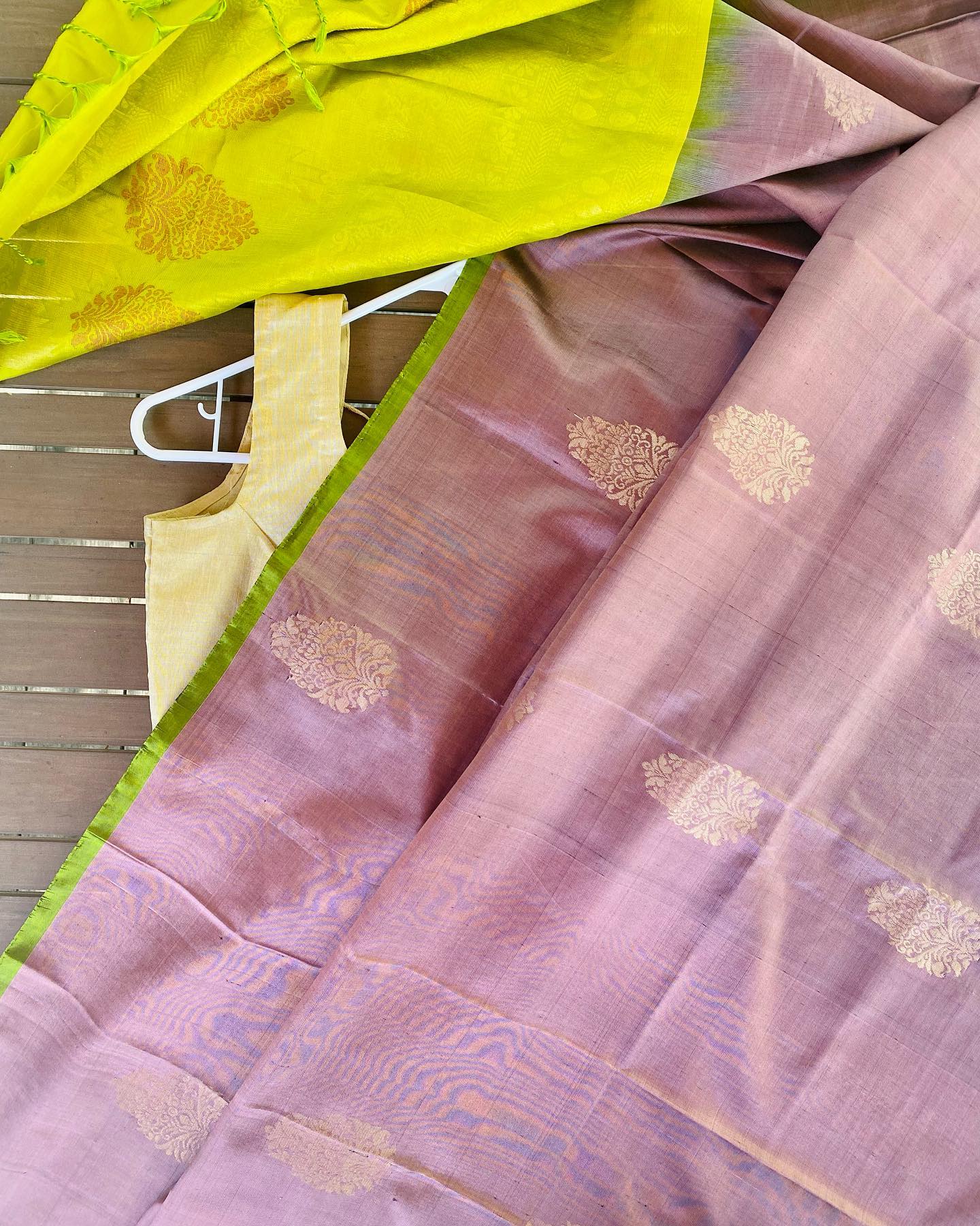 Venkatagiri Silk Saree - Rose Taupe w/ Lime green