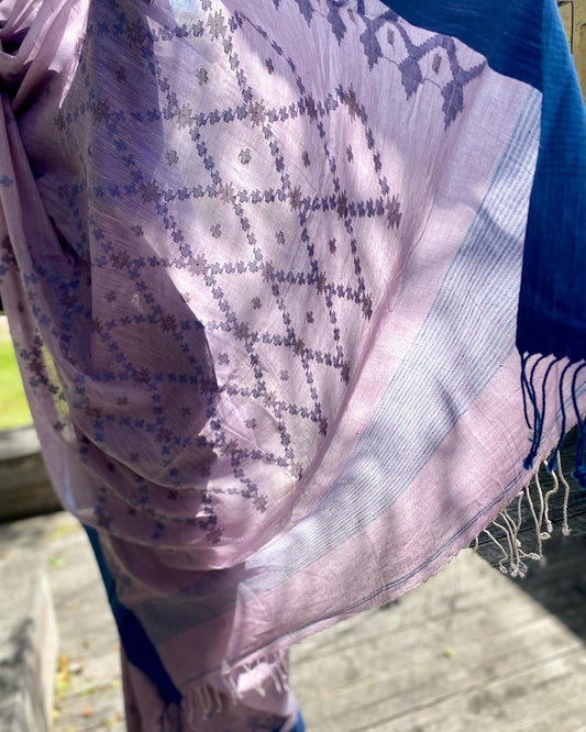 Muslin Jamdani Saree - Lavendar w/ Blue