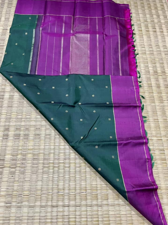 Kanjivaram Pure Silk Pure Zari Saree - Green w/ Majenta