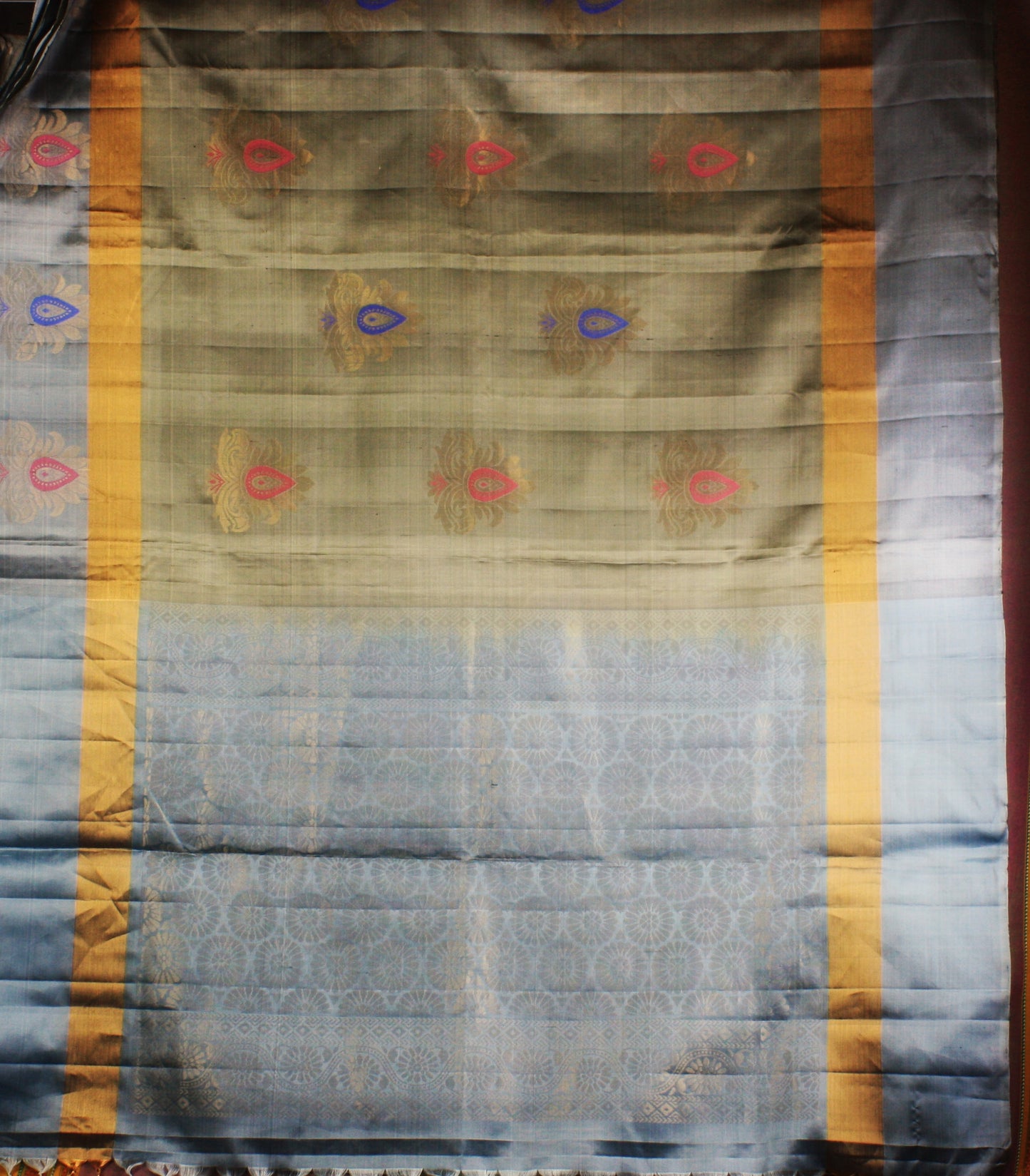 Venkatagiri Silk Saree - Gray/ Gold