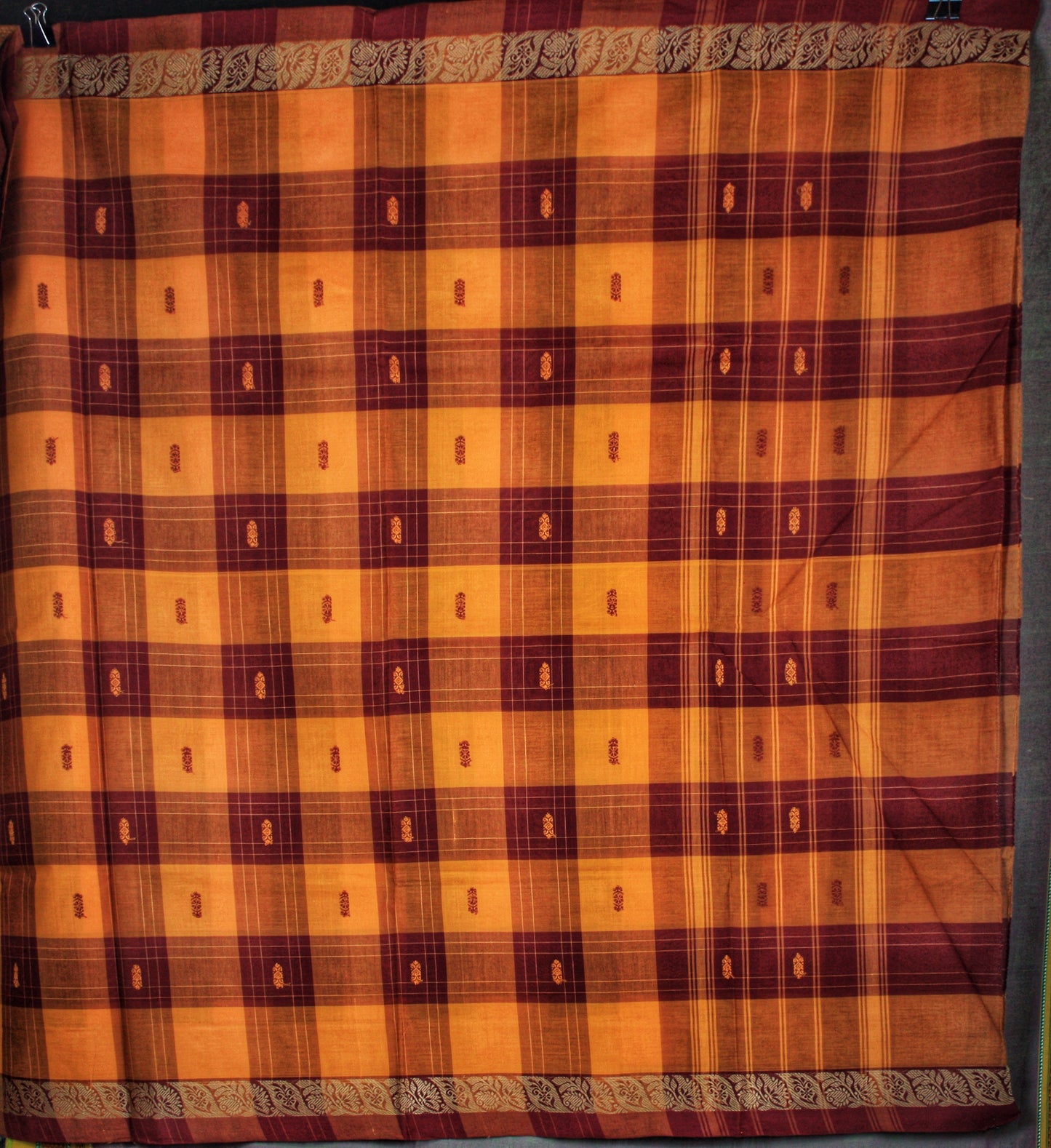 Kandangi Handloom Saree - Checks - Yellow/ Maroon