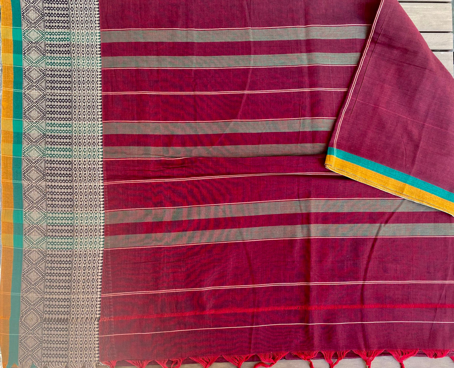 Narayanpet Handloom Saree - Maroon thread border