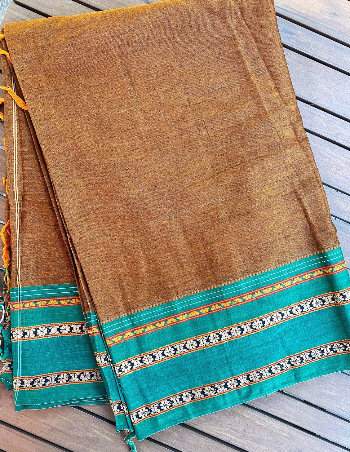 Narayanpet Handloom Saree - Honey color w/ Green